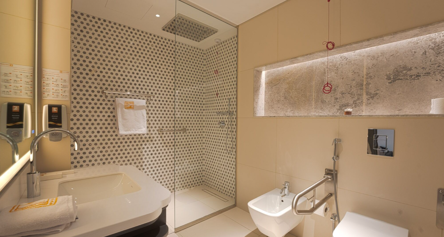Supreme Suite 2